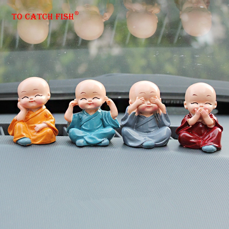 4Db / Készlet Kicsi Szerzetes Figurák Autó Dekorációs Kézművesség, Lakberendezés Kungfu Szerzetesek Ábra Autódísz Buddha Fiú Kiegészítők