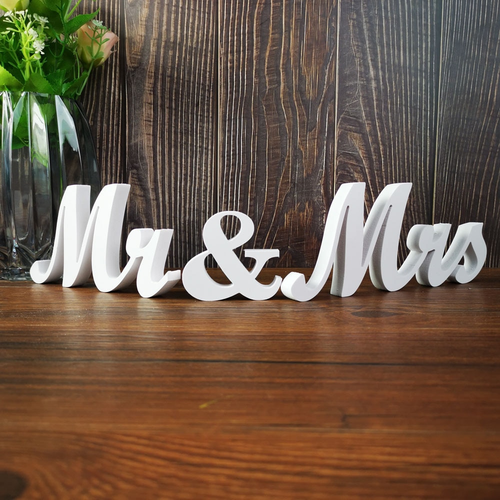Mr. & Mrs. Letters Esküvői Asztal Dekoráció, Wooden Vörös Szabadon Álló Piros Mr Mrs Jelek A Kedvesem Asztalához