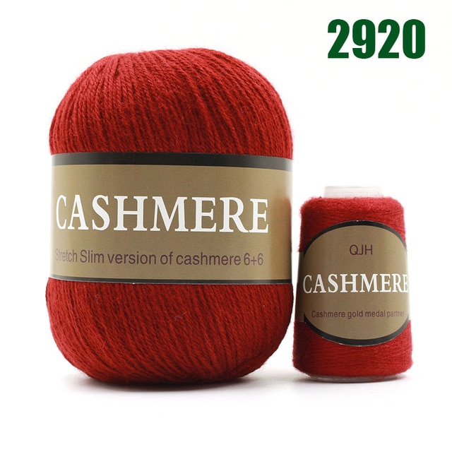 2920 Rust red yarn