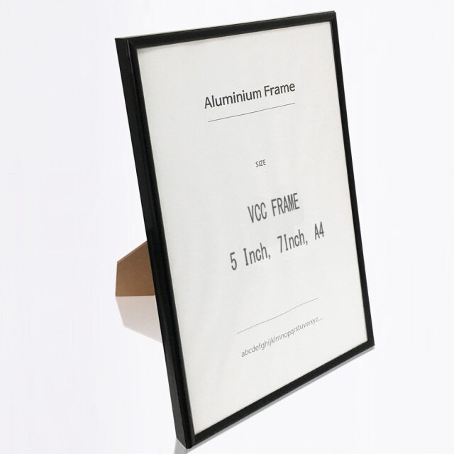 Black photo frame
