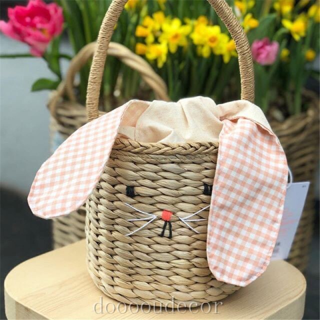 beach straw bag