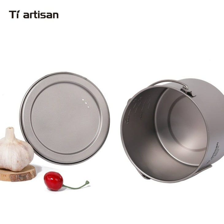 Tiartsian 900Ml Titanium Cup Pot Ultralight Hordozható Függő Edény Fedéllel És Összecsukható Fogantyú Kültéri Kemping Túrázás Hátizsák