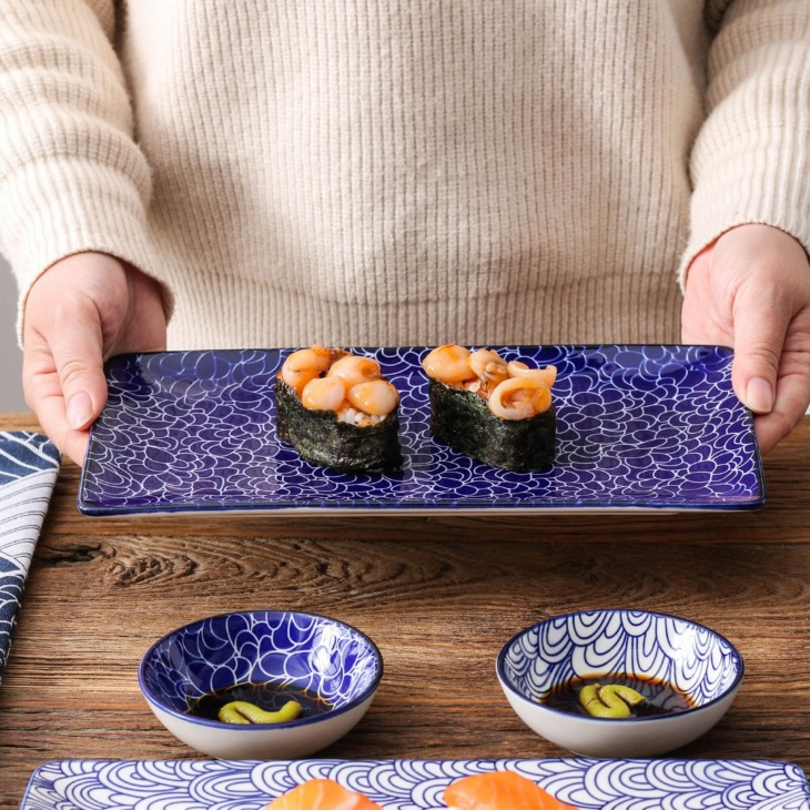 Vancasso Takaki Japán Stílusú Porcelán Sushi Lemezkészlet 2*Sushi Lemez, Mártó Edények És 2 Pár Bambusz Pálcika Ajándék
