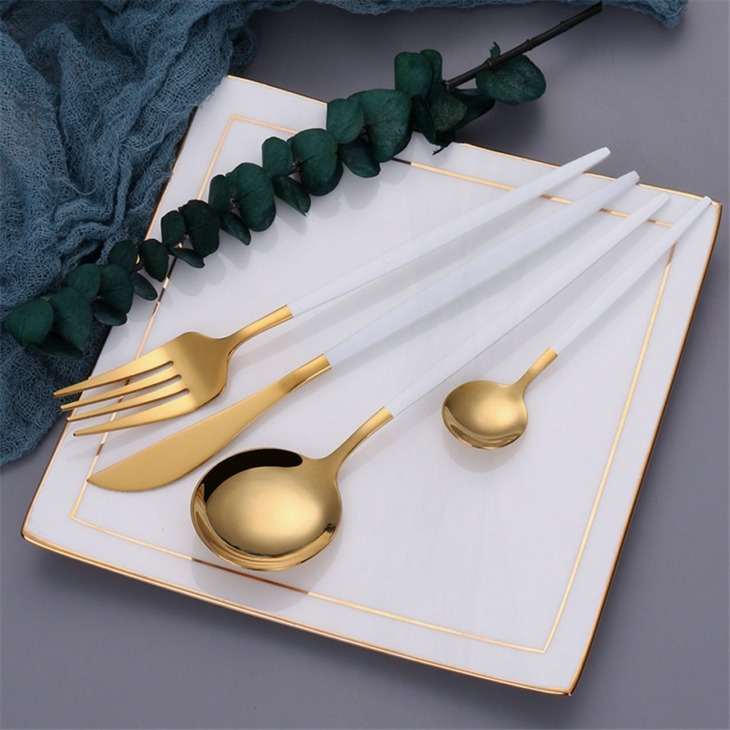 Konyha 30Dbs Asztali Edények Készlet Fehér Arany Evőeszközök Rozsdamentes Acél Vacsora Szett Kanálvilla Kési Vacsorarak Luxus Otthon
