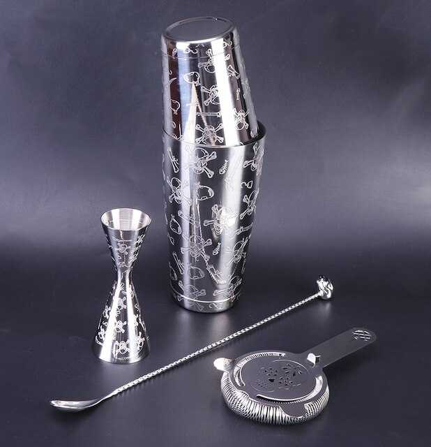 Silver Skull Bar Set