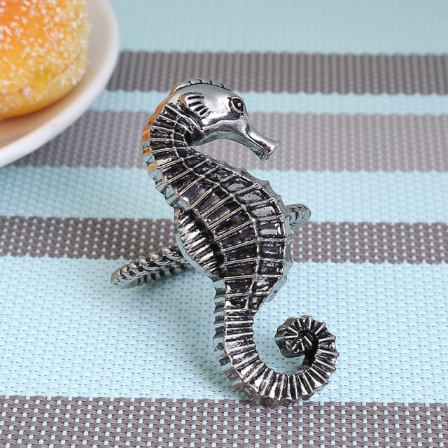 Hippocampus silver