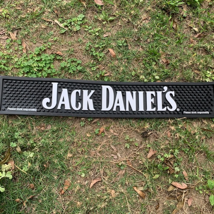 Burn-Fire-PVS-Black-Table-Mats-Rectangle-waterproof-pads-Bar-Wine-Mats-54-9cm-1 Burn Fire Pvs Fekete Asztal Szőnyegek Téglalap Vízálló Párnák Bár Bor Szőnyegek 54*9Cm - Image 1