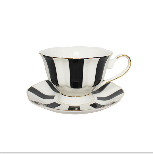 Cup and dish-200006152