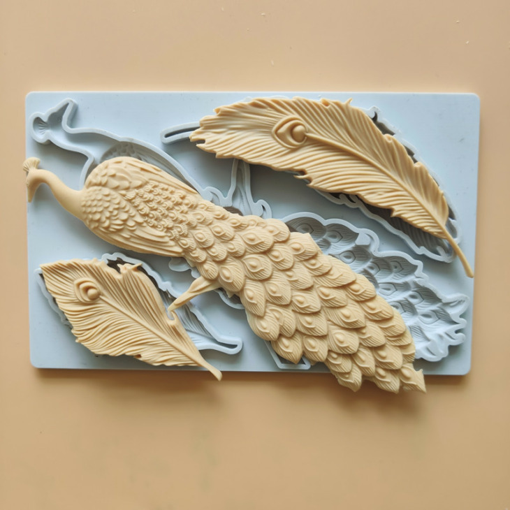 Peacock-silicone-mold-DIY-chocolate-cake-sugar-decoration-mold-Household-baking-tools Páva Szilikon Penész Diy Csokoládé Torta Cukor Dekoráció Penész Háztartási Sütőszerszámok - Image 1