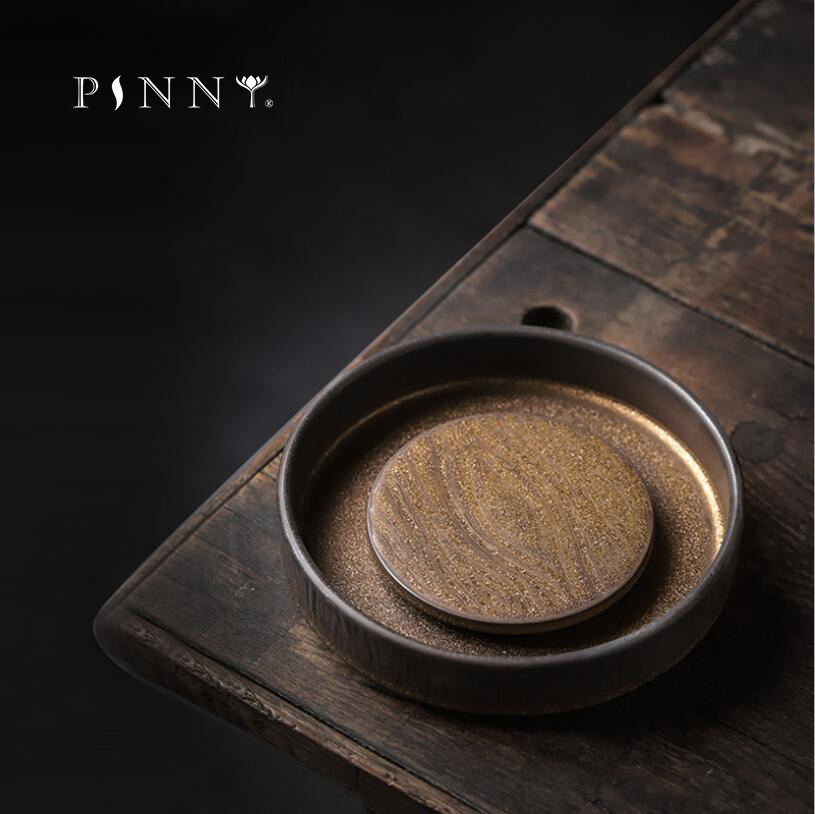 PINNY-Retro-Ceramic-Gold-Glaze-Teapot-Trivets-Japanese-Style-Kung-Fu-Tea-Tray-Pigmented-Teapot-Crafts Pinny Retro Kerámia Arany Máz Teáskanna Trivets Japán Stílusú Kung Fu Tea Tálca Pigmentált Teáskanna Kézműves Tálca - Image 1