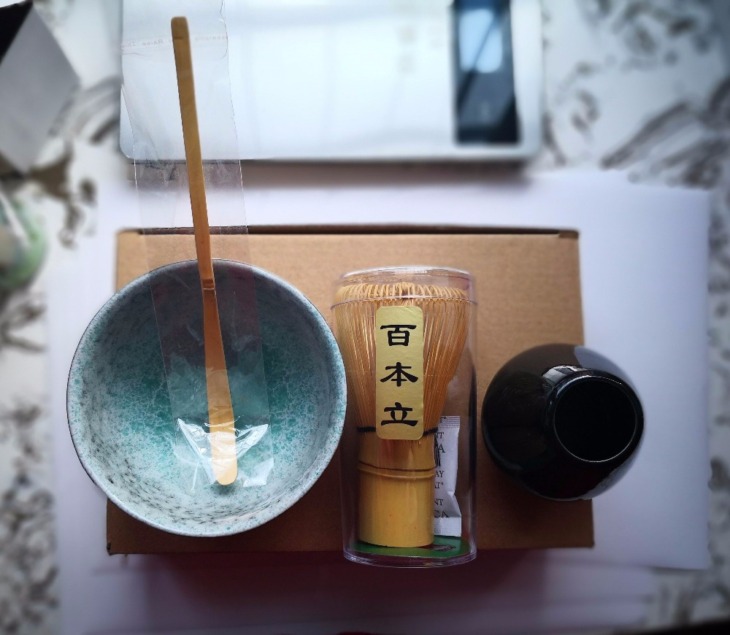 Ingyenes Szállítás Japán Kézzel Készített Batidor Matcha Kit Maccha Habkert Tea, Négy Darab Porcelán Bambusz Teakészletek - Image 1