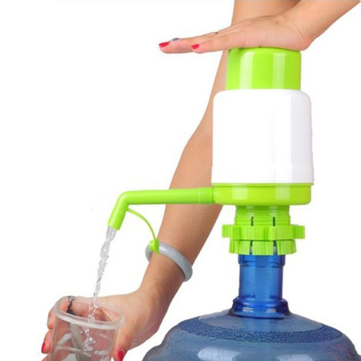 HOT-5-Gallon-Bottled-Drinking-Water-Hand-Press-Removable-tube-Innovative-vacuum-action-Manual-Pump-Dispenser Forró 5 Gallonos Palackozott Ivóvíz Kéznyomás Eltávolítható Cső Innovatív Vákuum Akció Kézikönyv Szivattyú Adagoló - Image 1