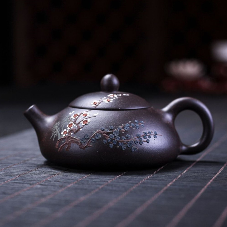 Kézzel Készített Yixing Teáskanna Lila Agyag Sárral Fekete Vízforraló Kreatív Italok Küldése Ajándékdoboz - Image 2
