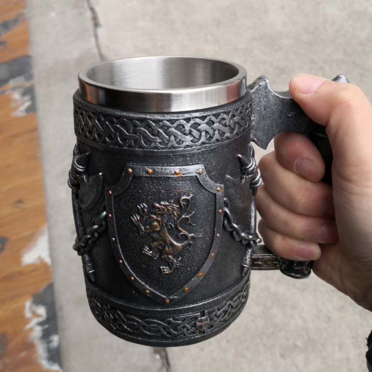 Középkori Hatchet Design 3D Sör Bögre Nagy Kapacitású Tankard Rozsdamentes Acél Gyanta Kávéscsészék És Bögrék Karácsonyi Halloween Ajándék - Image 6