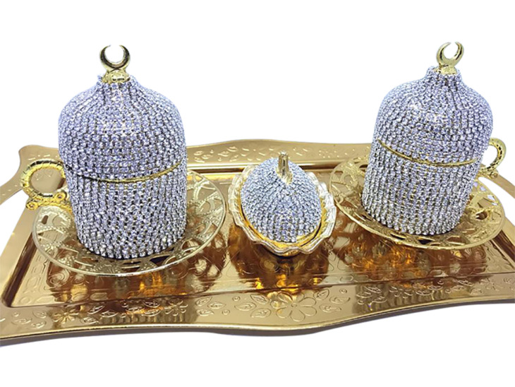 Two-Pieces-Set-of-Swarovski-Crystal-Coated-Cup-Golden-Color-Ottoman-Turkish-Greek-Arabic-Coffee-Espresso Két Darab Swarovski Kristály Bevonatú Csésze Arany Színű Oszmán Török Görög Arab Kávé Eszpresszó Csészealj Szett - Image 1