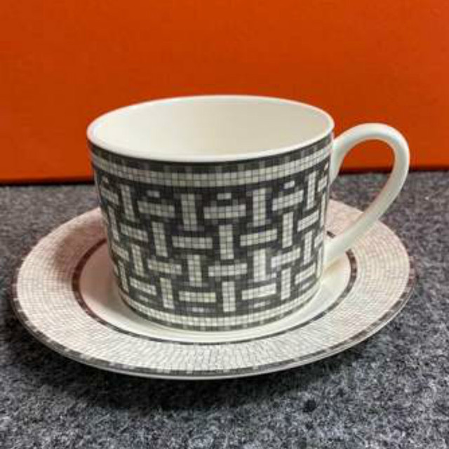 cup and saucer