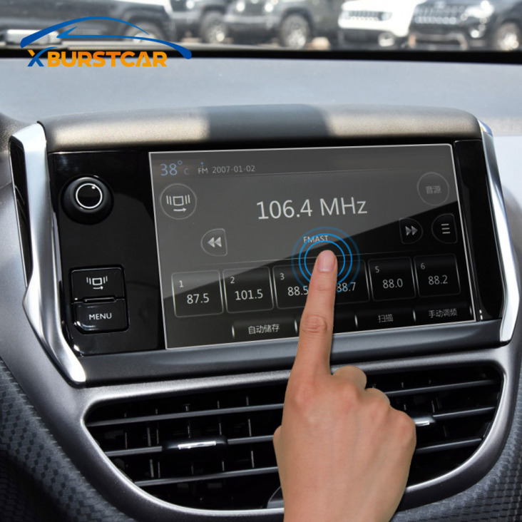 Autó Screen Protector Film Fit Peugeot 2008 208 2014 - 2017-ben kiegészítő autós navigációs képernyő védőfólia matrica