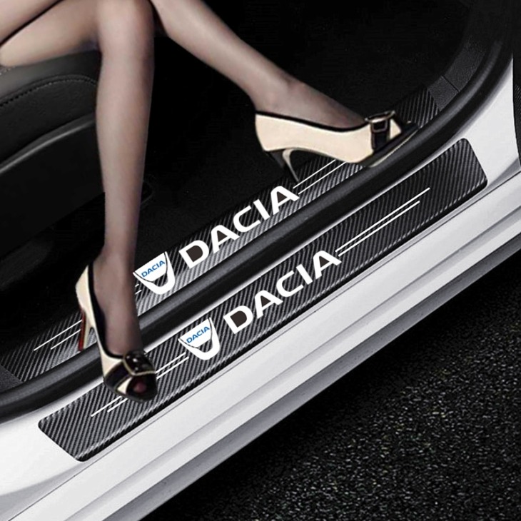4Db Autó Ajtó Küszöbértékű Szénszálas Reszelék -Matrica A Dacia Duster Logan Dokker Lodgy Sandero Stepway -Hez