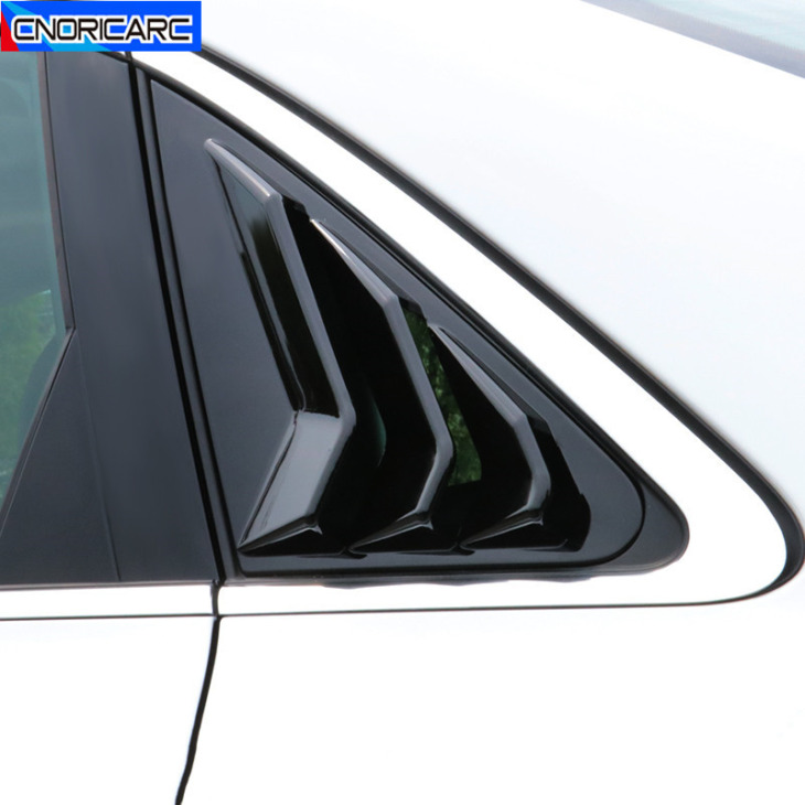 Szénszálas Színes Hátsó Ablak Háromszög Panel Dekoráció Borító Redőnyök Matrica Az Audi A4 B8 2009-2016 Autó Stílusú Kiegészítőkhöz