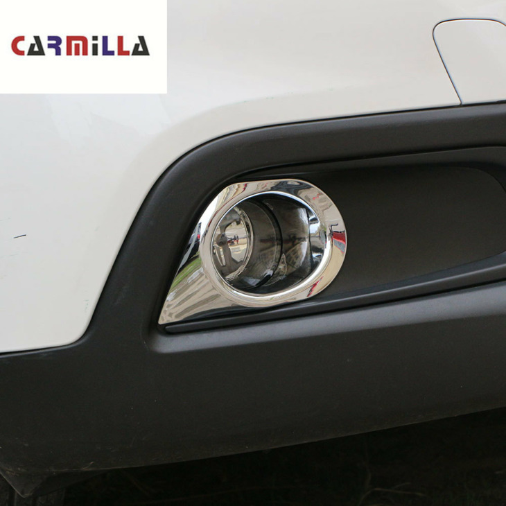 Carmilla 2Pcs/Beállított Autó Stílusú Króm Elülső Bal Jobb Köd Lámpa Lámpa Keret Burkolat Dekoráció Peugeot 2008 2014-2019