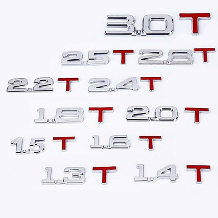 Hűvös 3D -S Fém 1,6 1,8 2,0 3,0 T Logo Embléma Jelvény Autó Stílusú Matricák Matricák Dekoráció Autó Kiegészítők