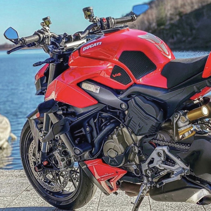 A Ducati Üzemanyagtartály -Markolathoz Térd Tapadáshoz V4 Panigale V4S Streetfighter V4 S 2021 2020 2019 2018 2018