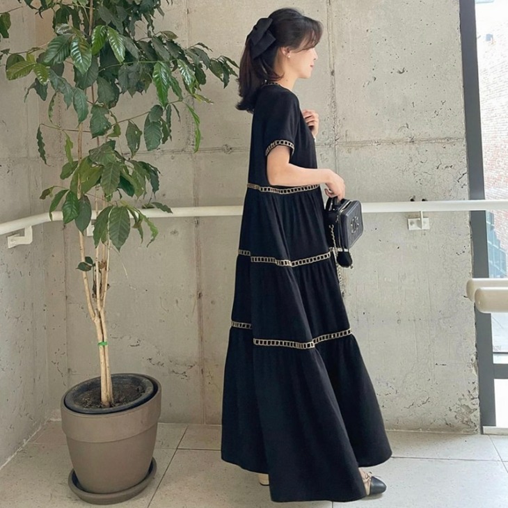 Shengpalae Contrast Color Spliced ​​Dress Női Nyár 2021 Új Kerek Nyakú Rövid Ujjú Nagy Lengés Közepes Borjú Ruhák Női Dagály