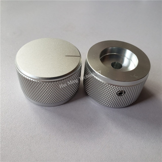 Knurled-Scrub Silver
