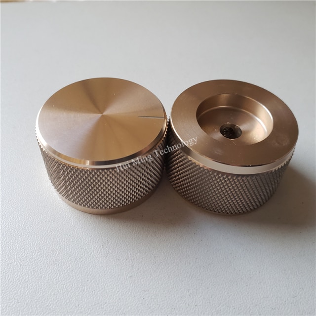 Knurled-goldone mark