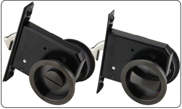 Round black