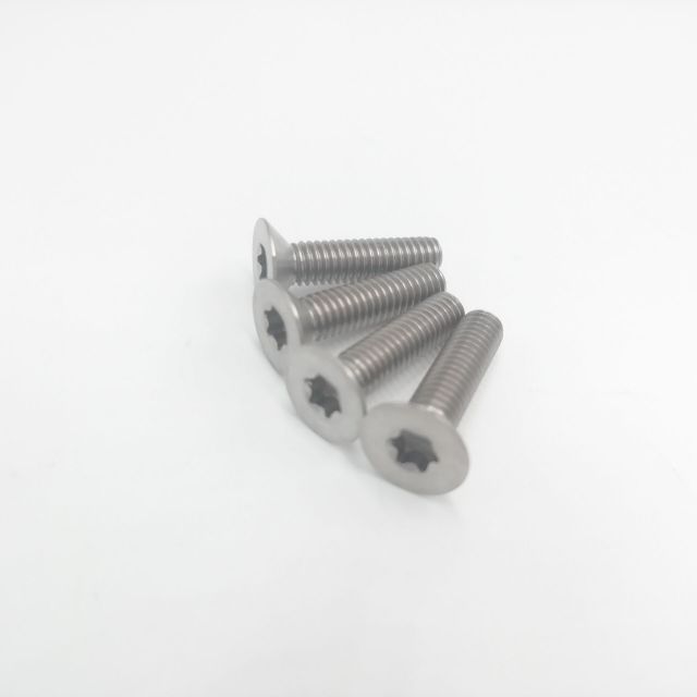 Ti color