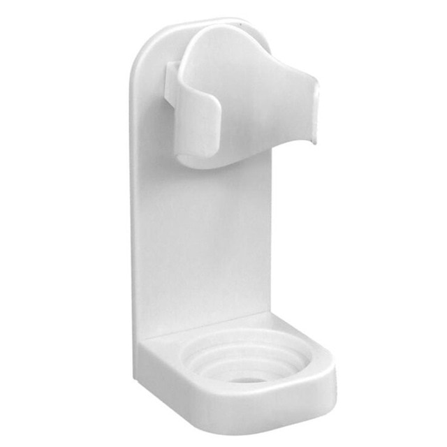 D toothbrush holder