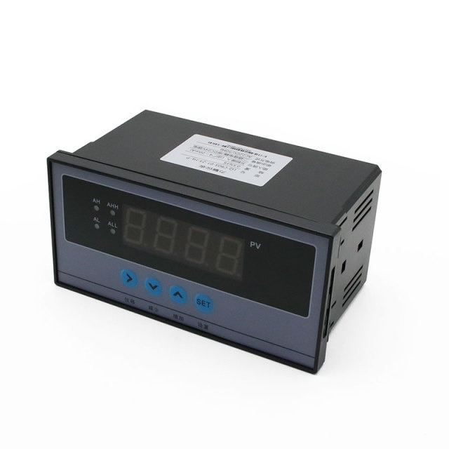 C803