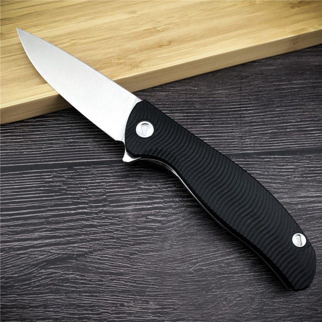 Black handle