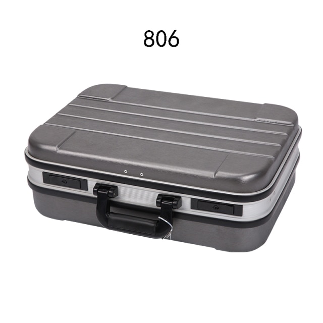 806