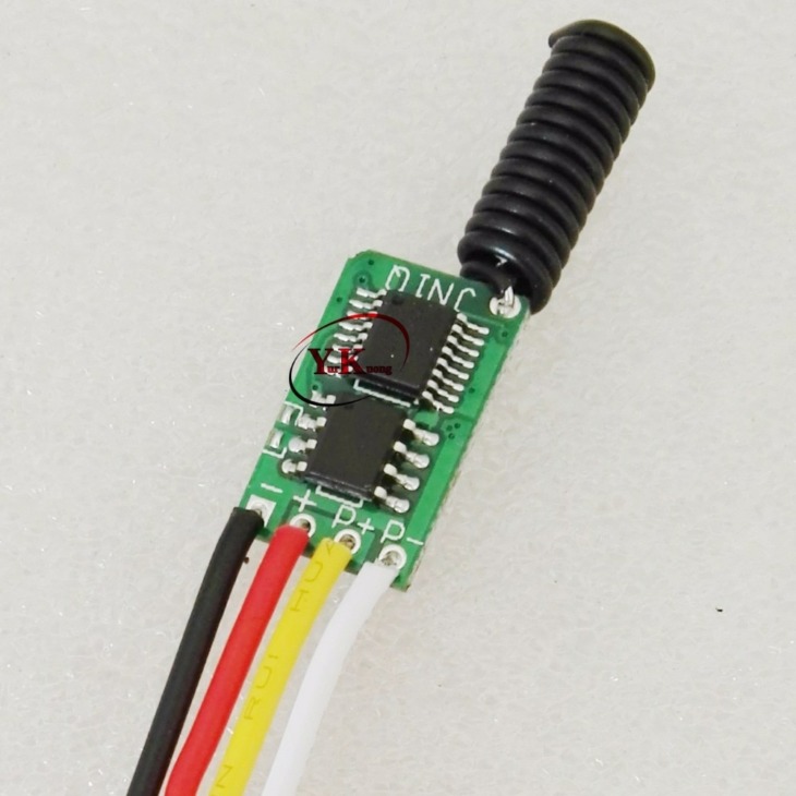 Interrupteur à Distance 433MHz SODIAL – 4.2V à 12V, Petit Module Polyvalent
