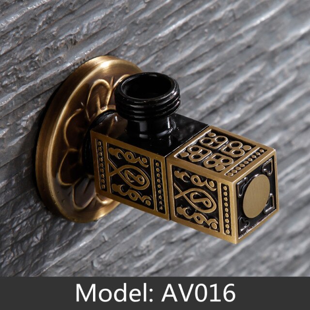 AV016