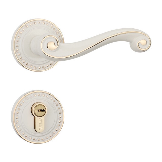 Ivory White Right