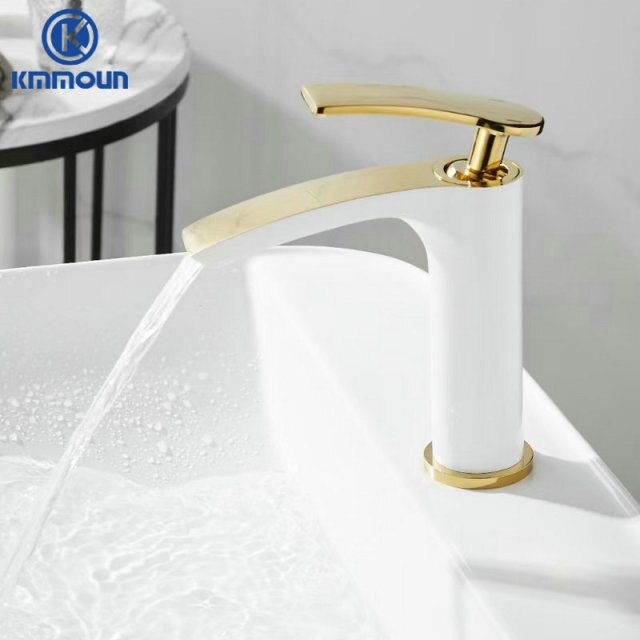 white gold short